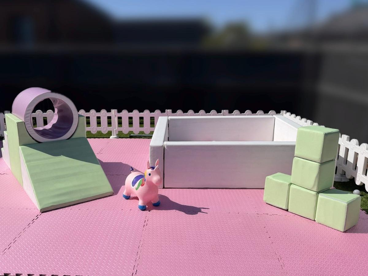 Pastel Climber & Ball Pit – 4m × 4m